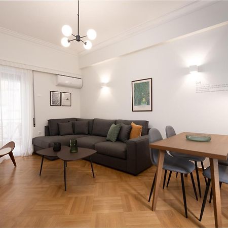 Metroscape Retreat Nearby Metro Station Apartment Атина Екстериор снимка