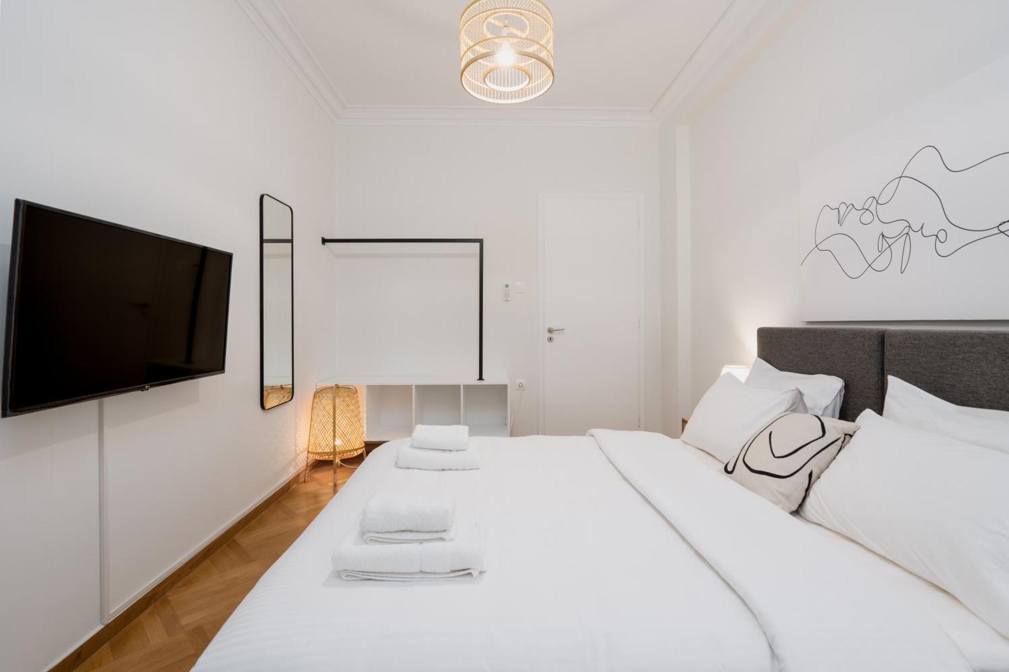 Metroscape Retreat Nearby Metro Station Apartment Атина Екстериор снимка