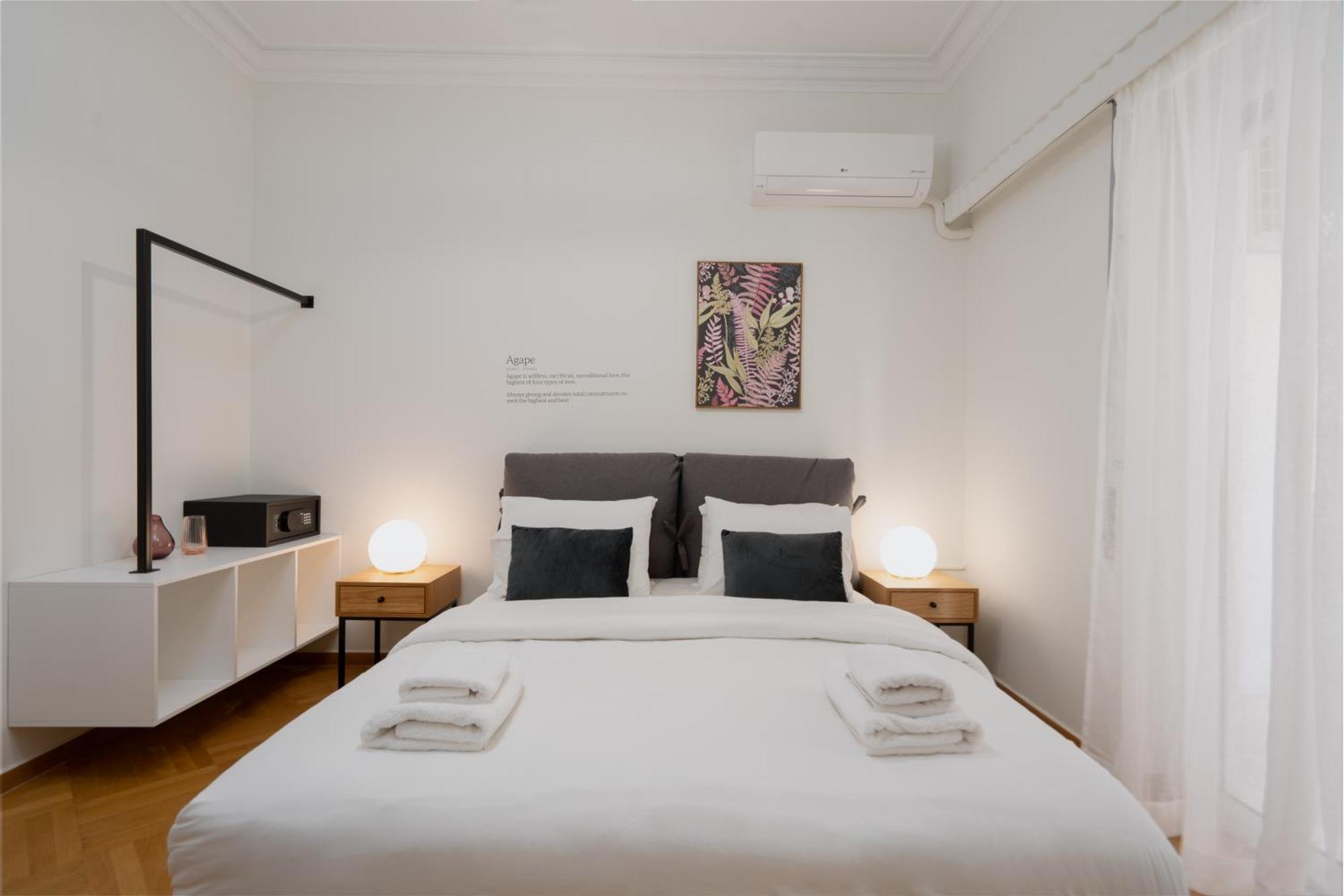 Metroscape Retreat Nearby Metro Station Apartment Атина Екстериор снимка